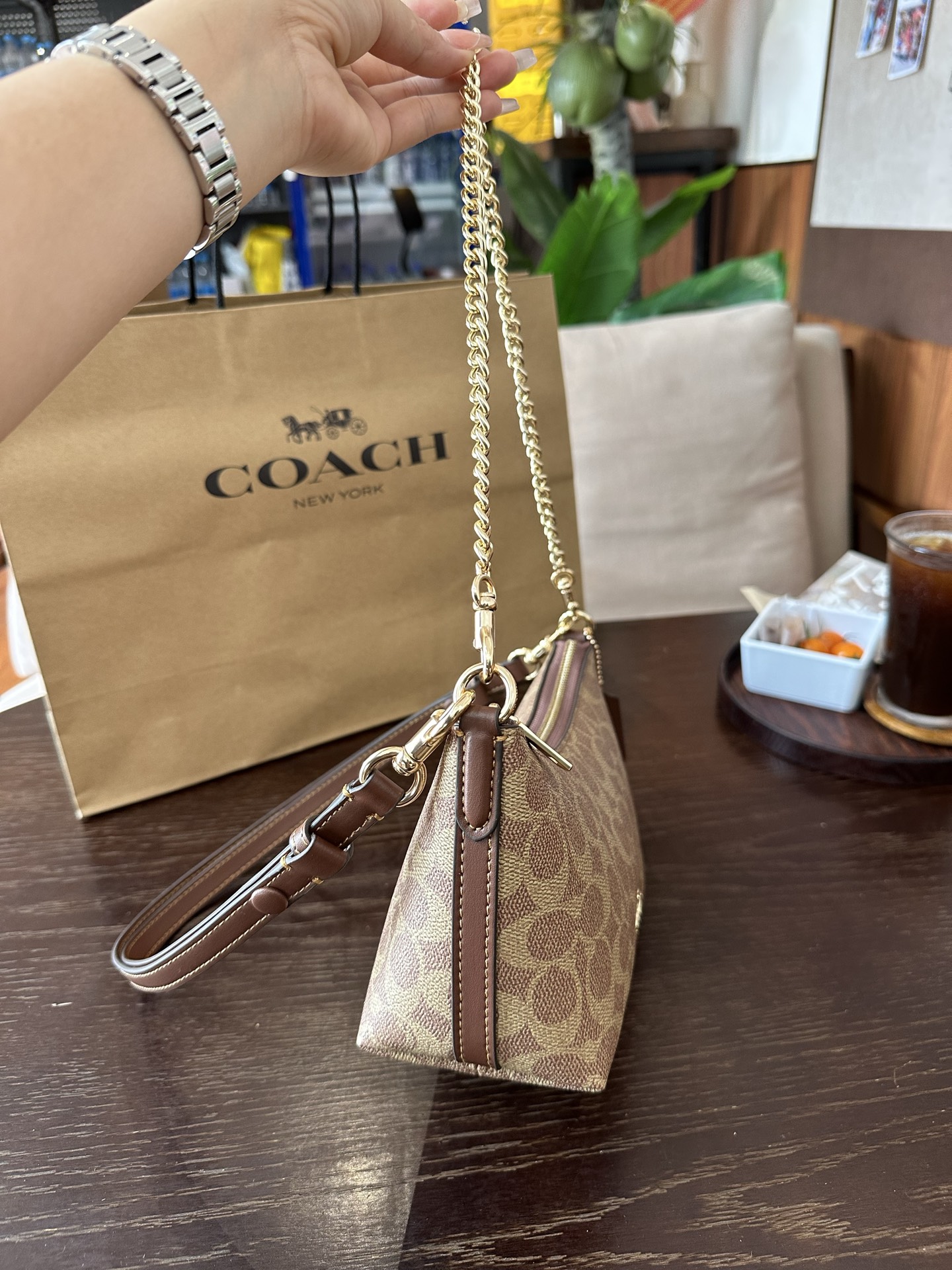 CC-011 (24.5*13*9cm) 8