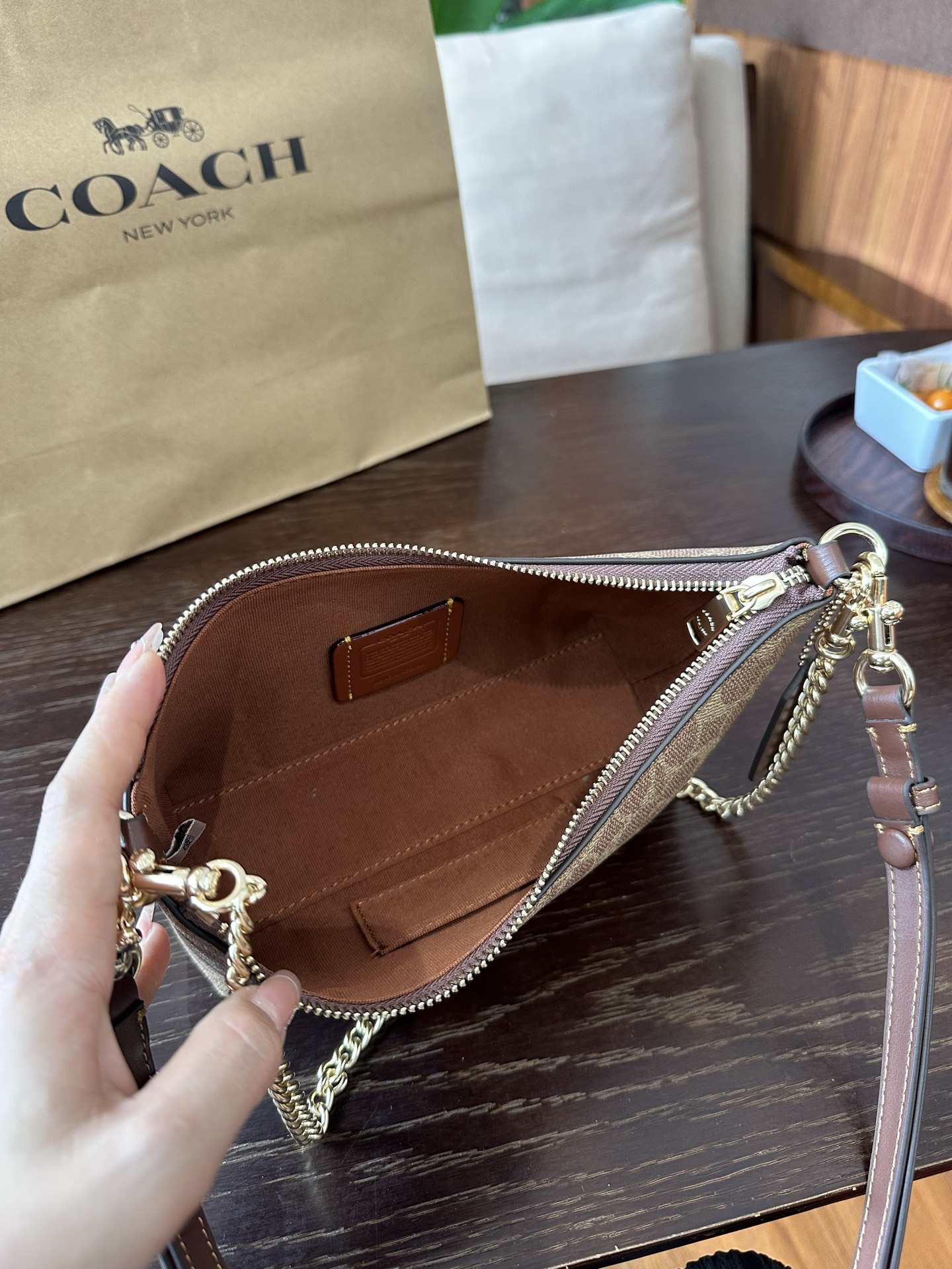 CC-011 (24.5*13*9cm) 9