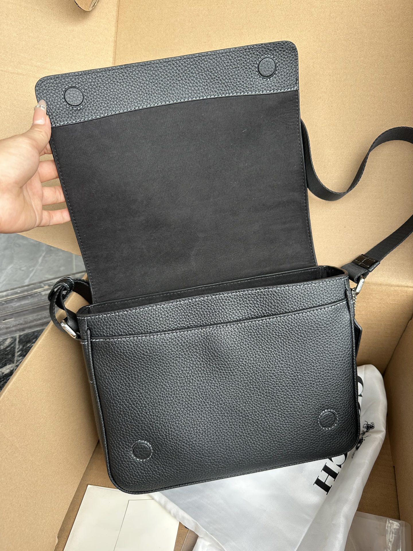 CC-105(26*18*6.5cm) 8