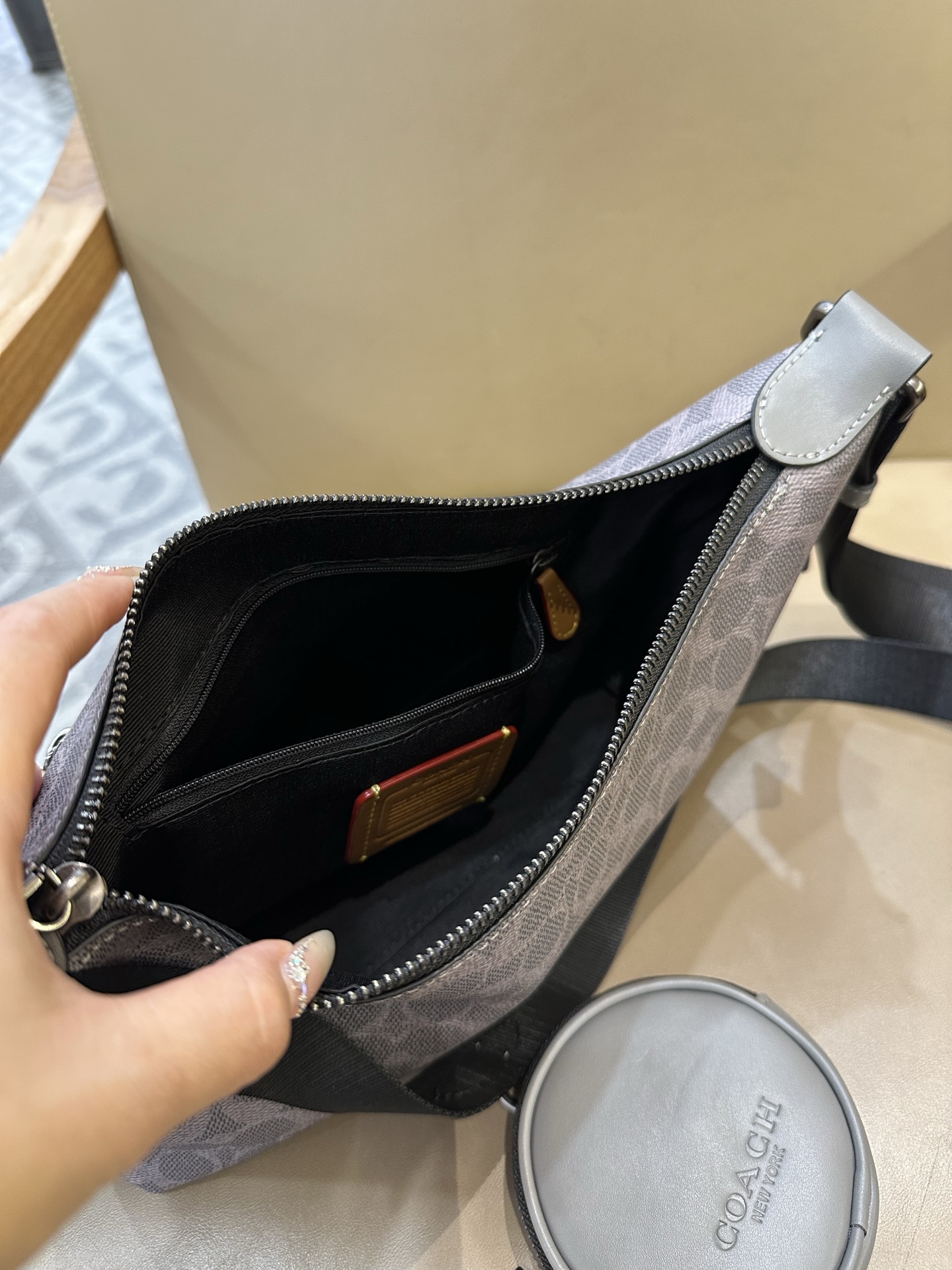 CC-124(25.5*19*9cm) 9