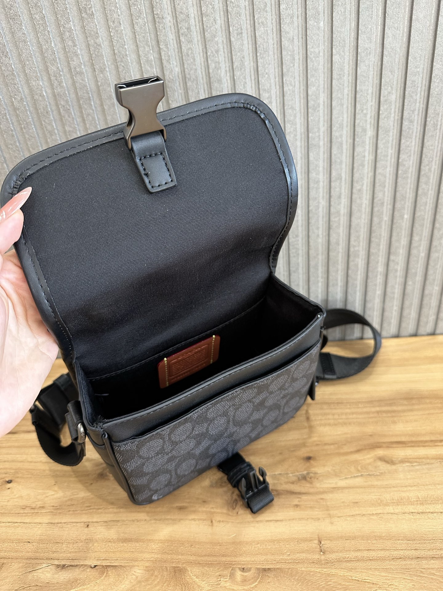 CC-133(17*14.5*9.5cm) 9