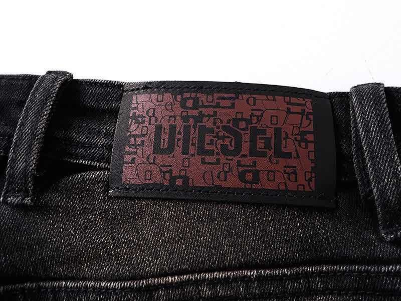 DIE0001 8