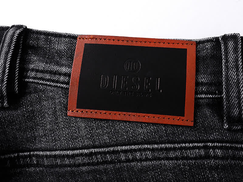 DIE0003 9