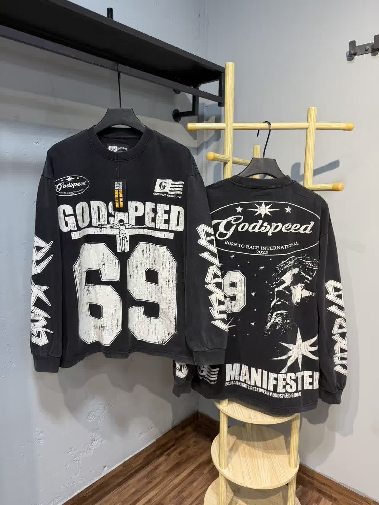GODS2116 21