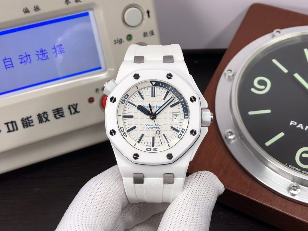 15707CB(42mm)
