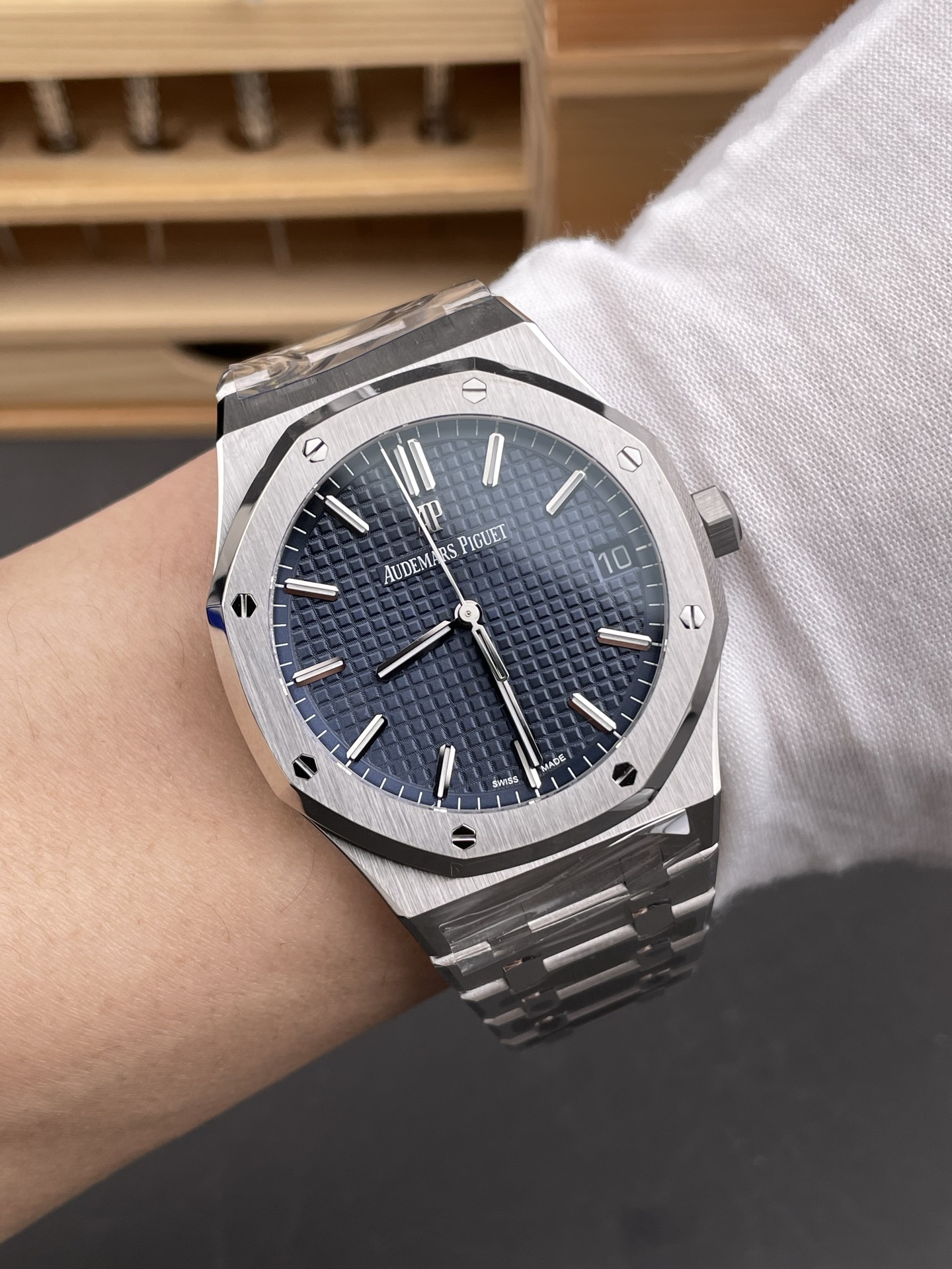 15500 (41mm) 8