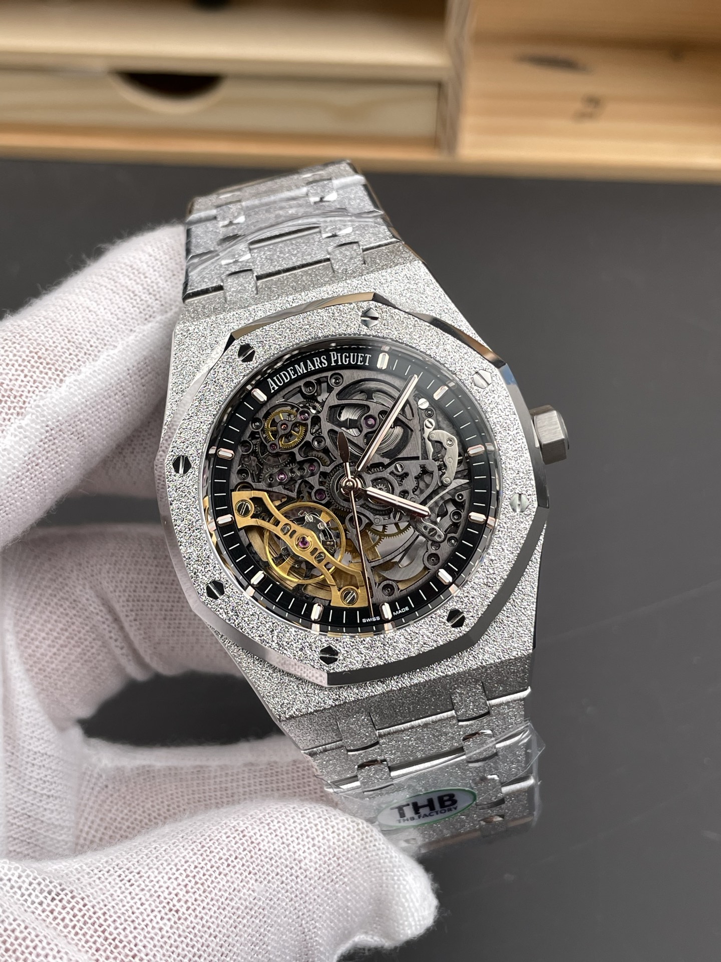 15407 (41mm) 8