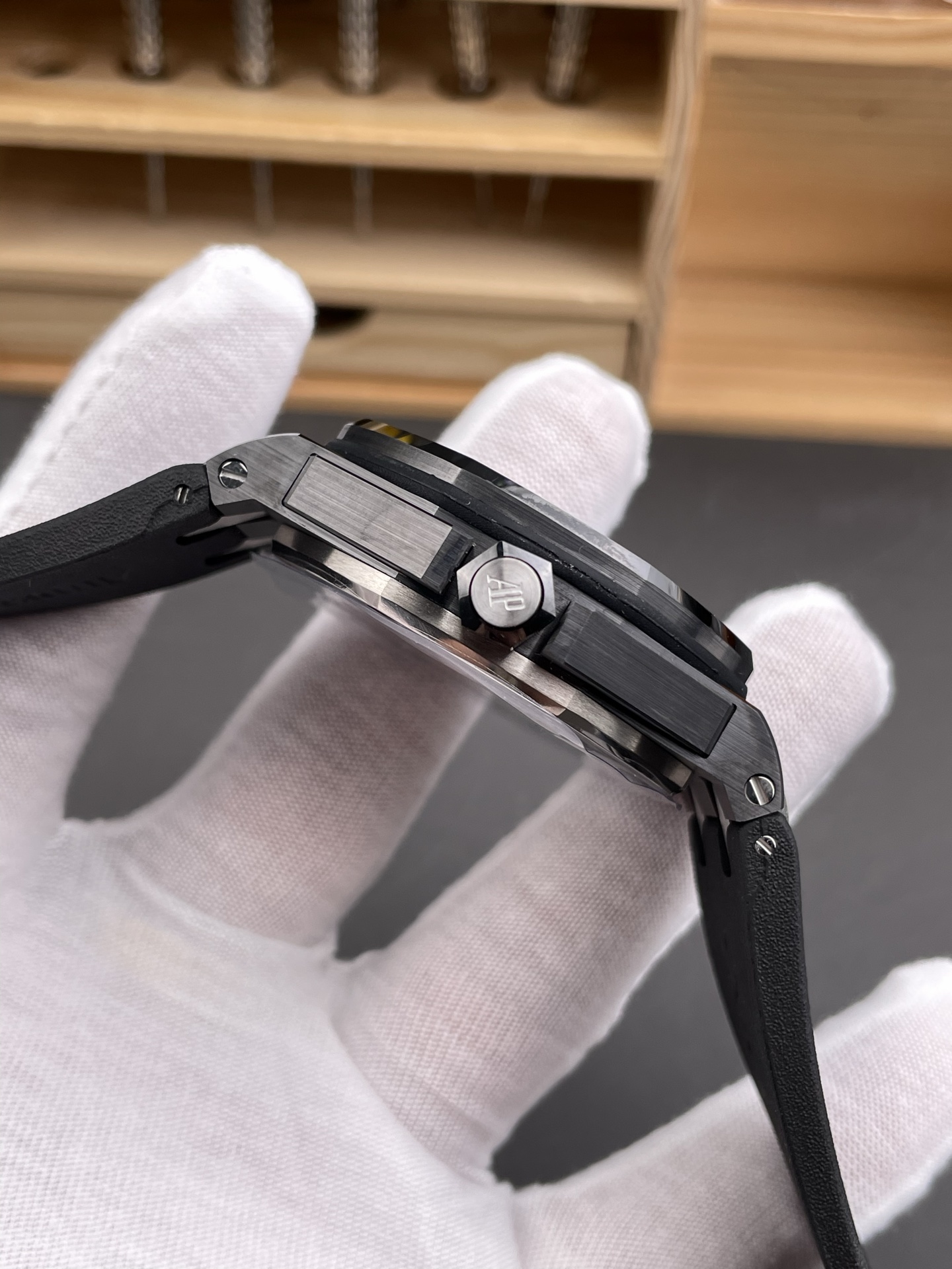 15707 (42mm) 6