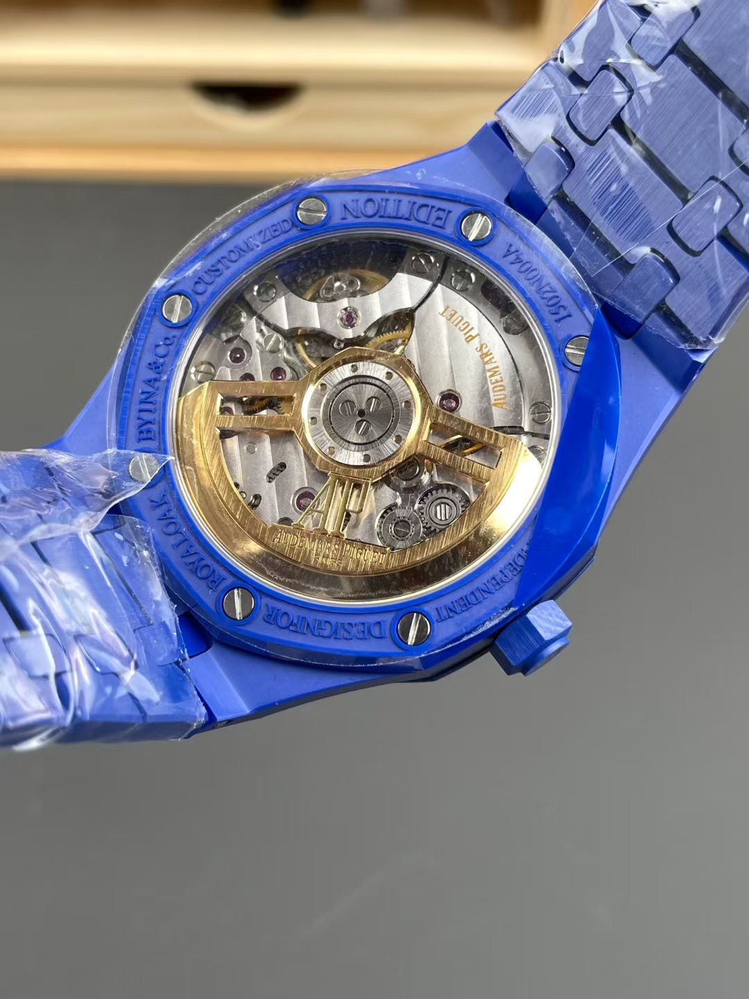 15500 (41mm) 9