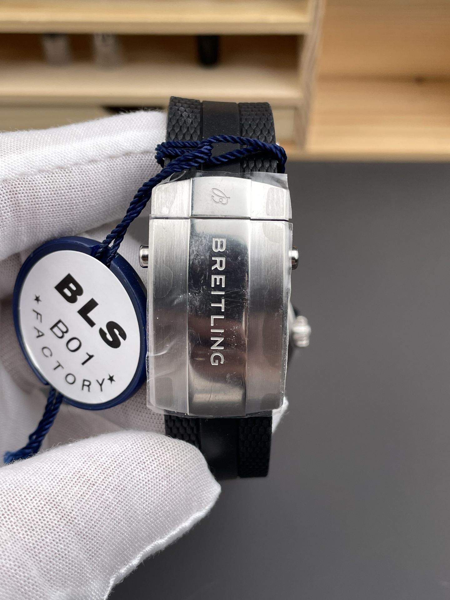 (44mm) 8