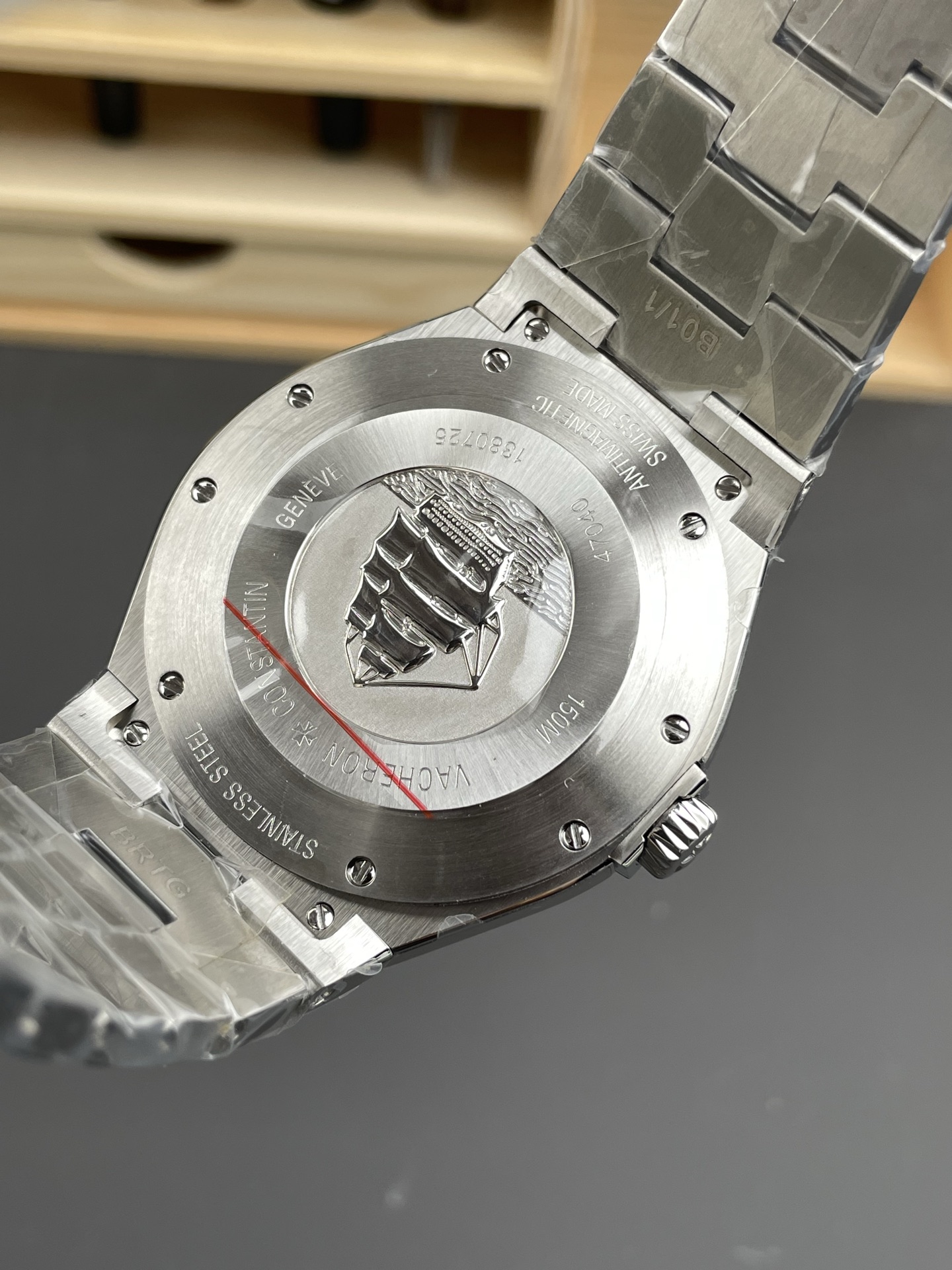 47040 (42mm) 5