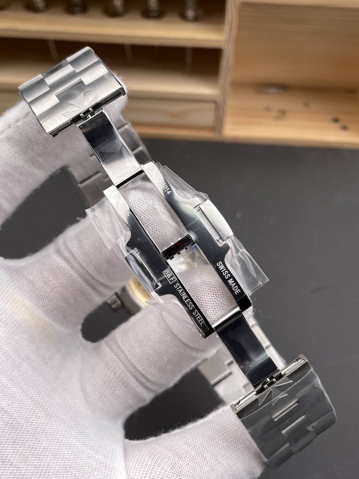 4500V (41mm) 7