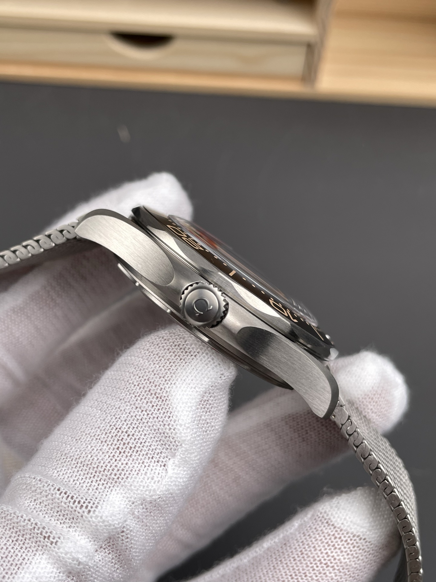 007 (42mm) 6