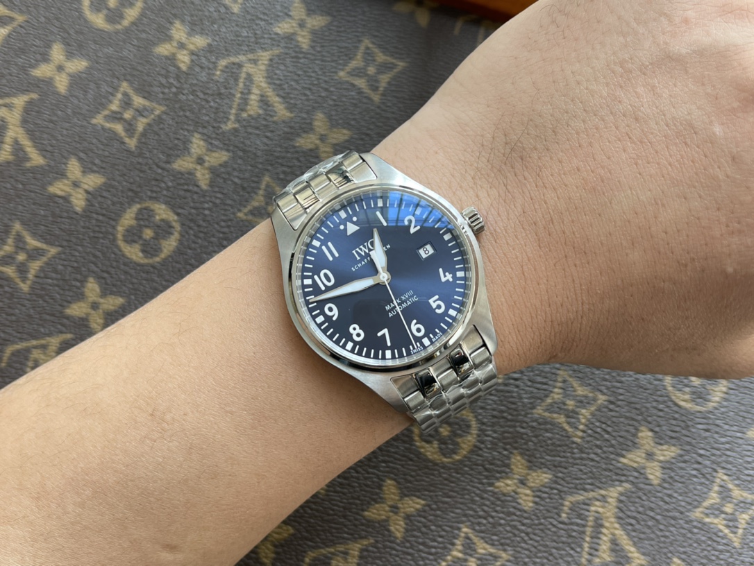 IWC Schaffhausen 9