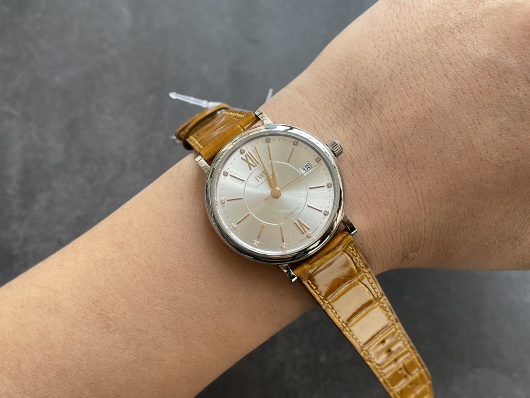 IWC Schaffhausen 9