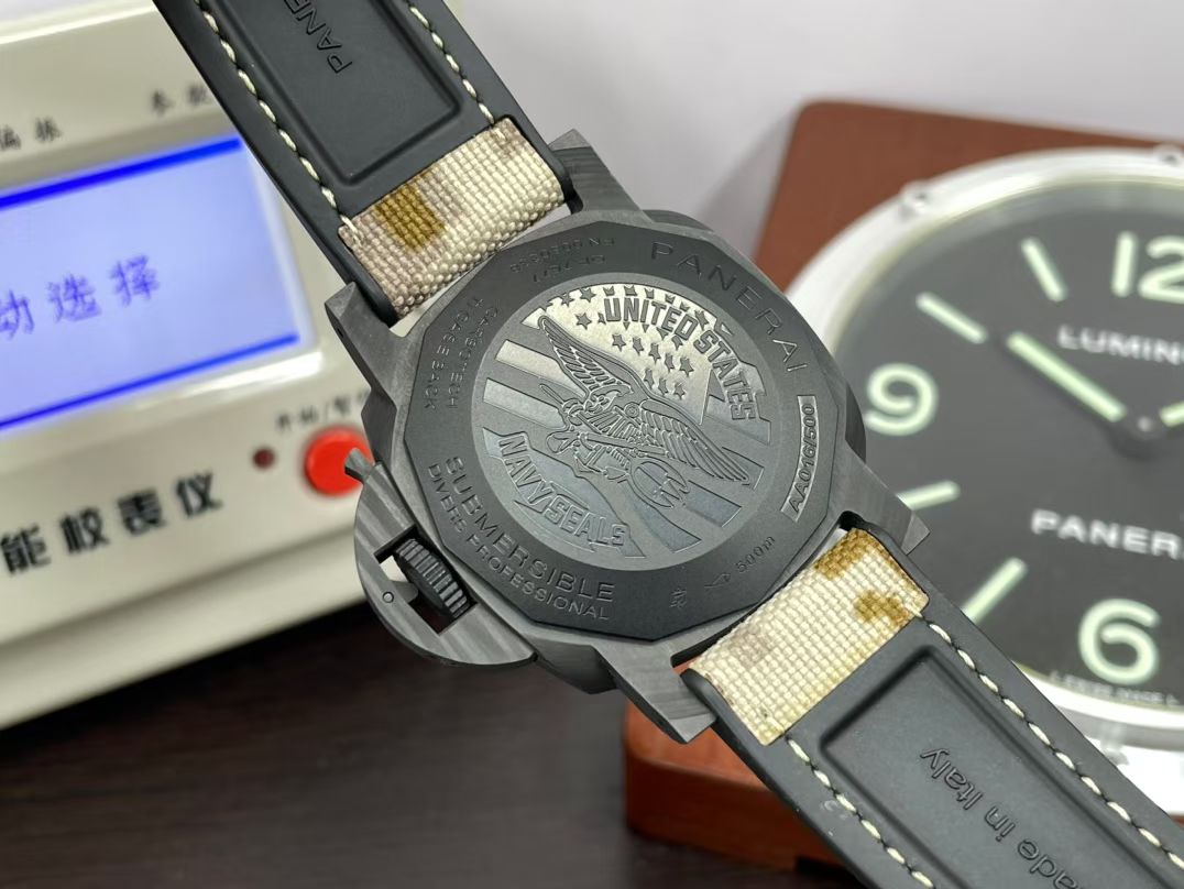 PAM01513(44mm) 8