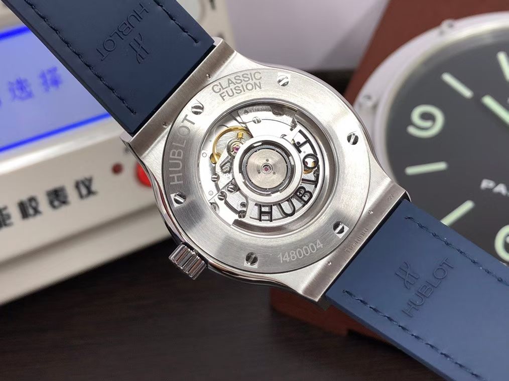 542.NX.7170.LR(42mm) 8
