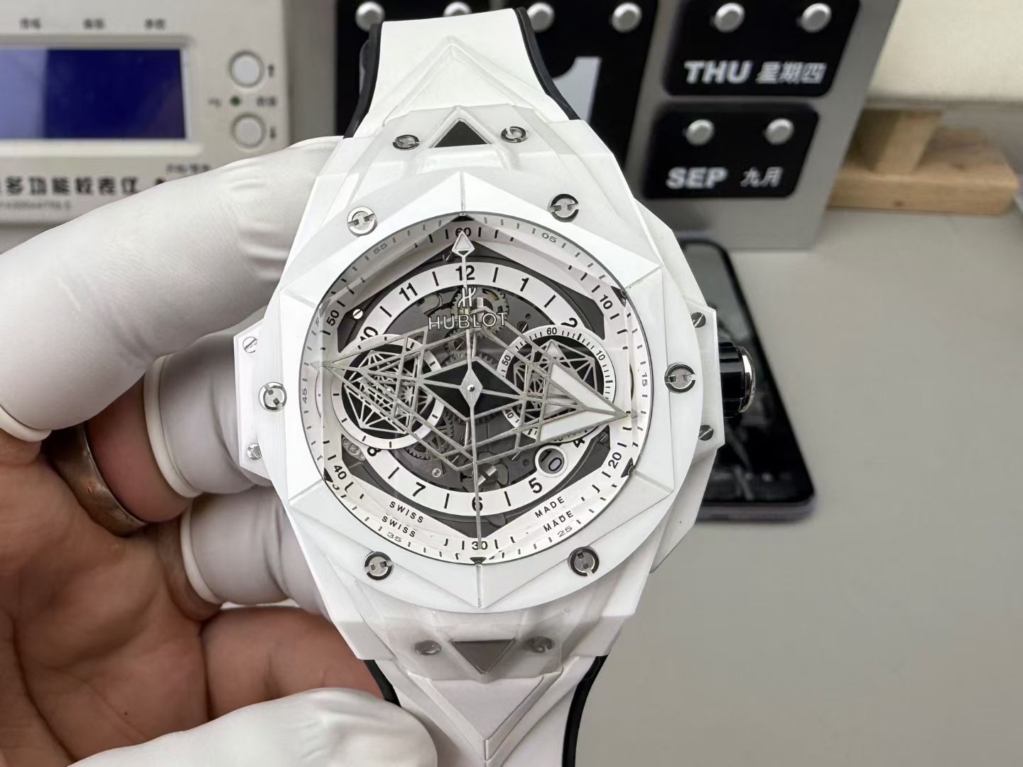 HUBLOT