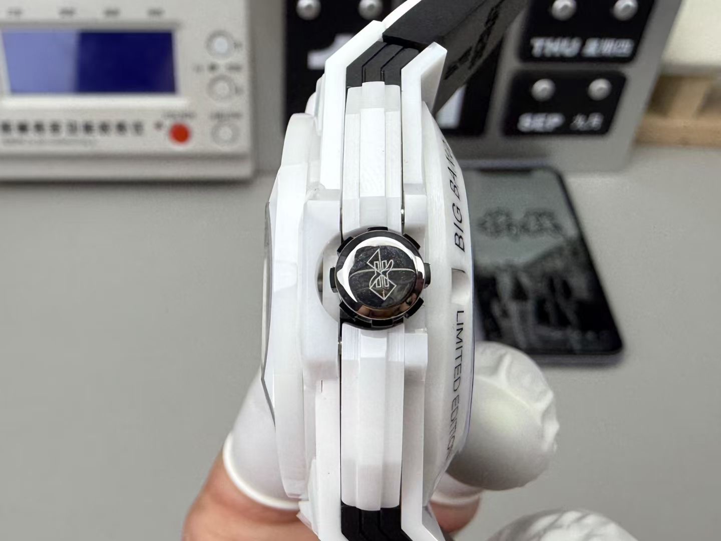 HUBLOT 6