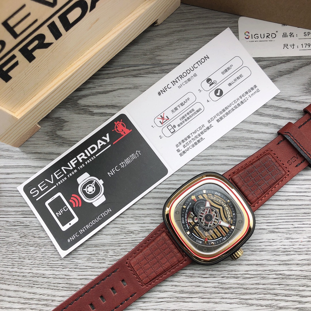 SEVENFRIDAY 5