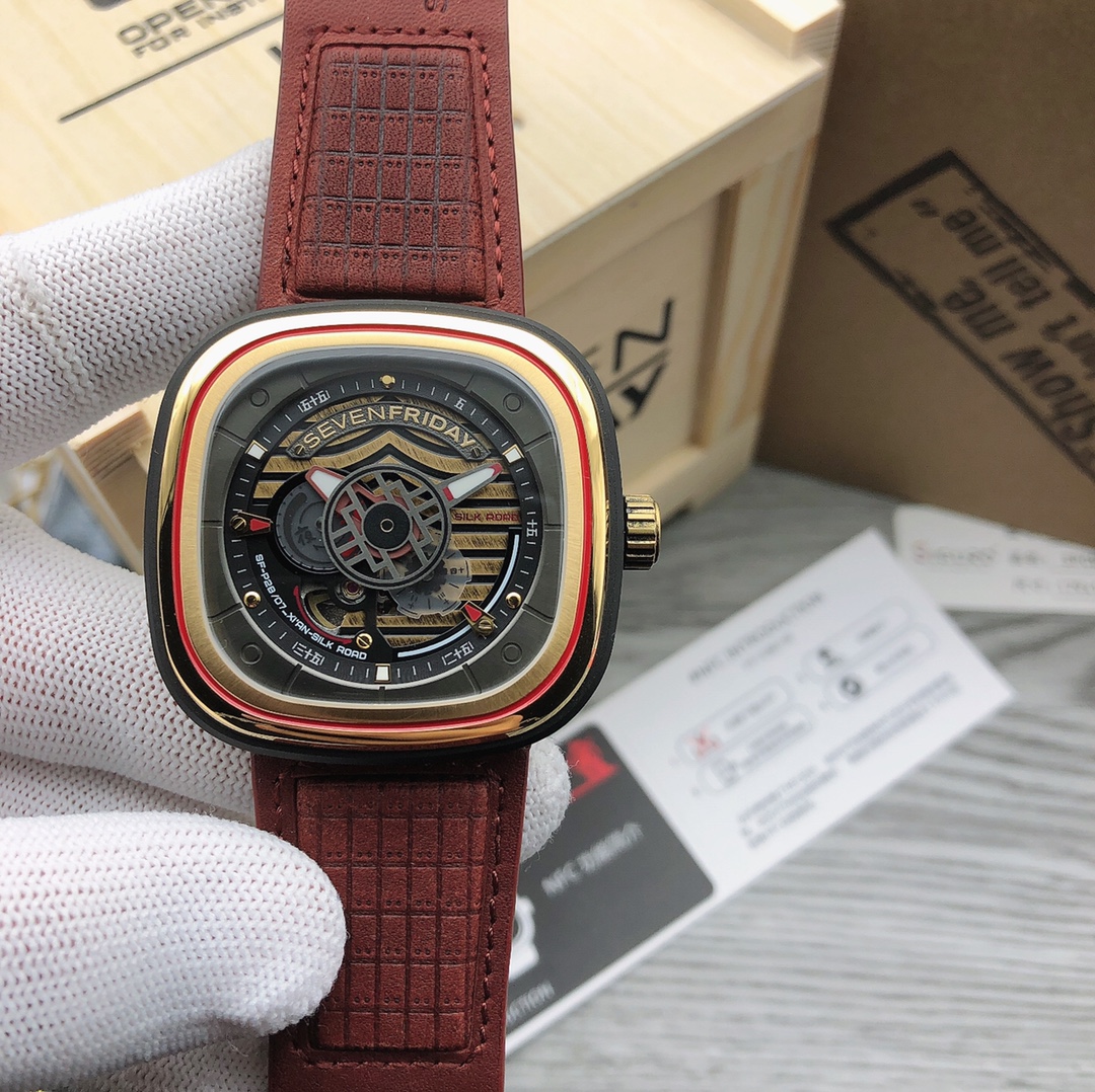 SEVENFRIDAY 7
