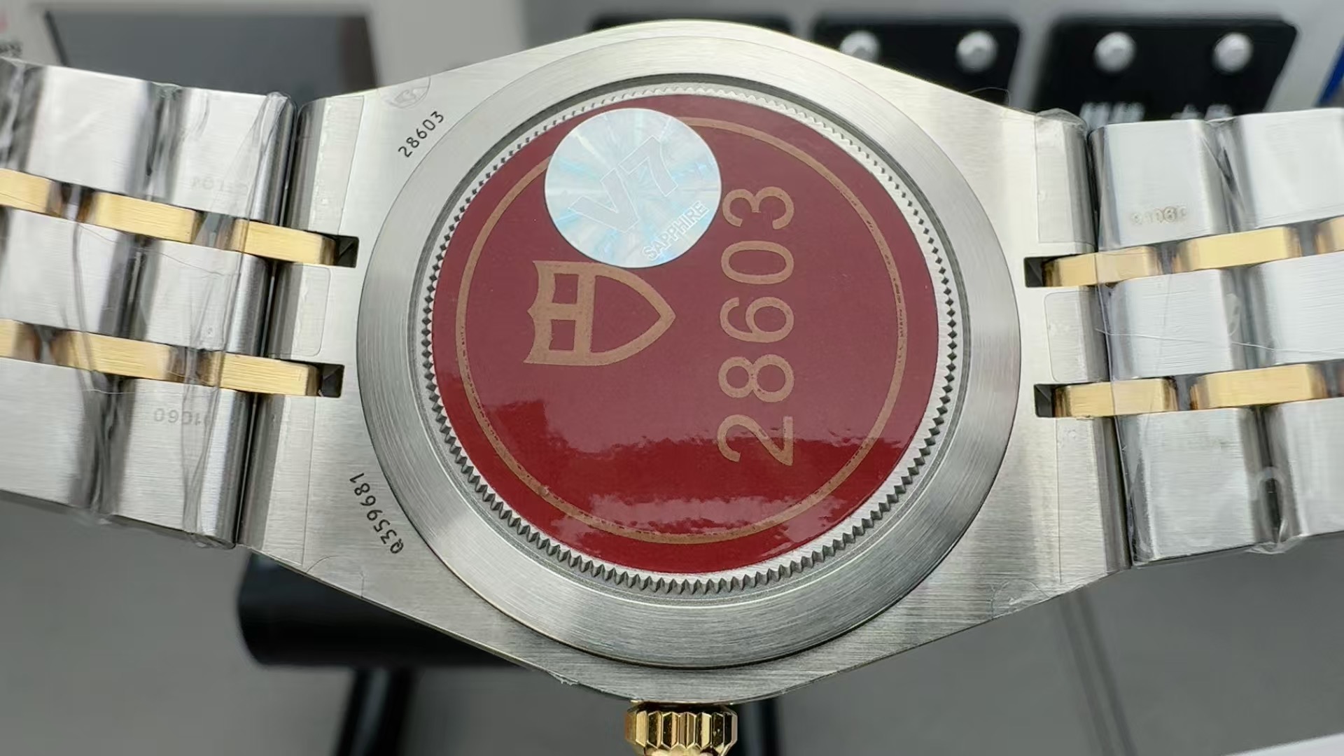 TUDOR 5
