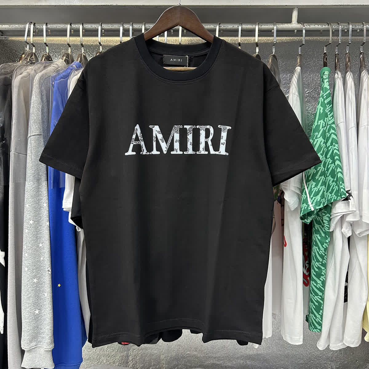AMI0124 8