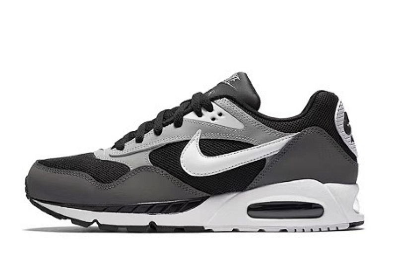 NIKE.Air Max Correlate 16