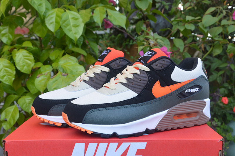 Nike.90 44