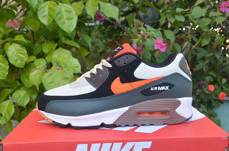 Nike.90 45