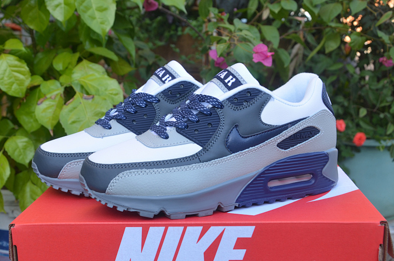 Nike.90 53