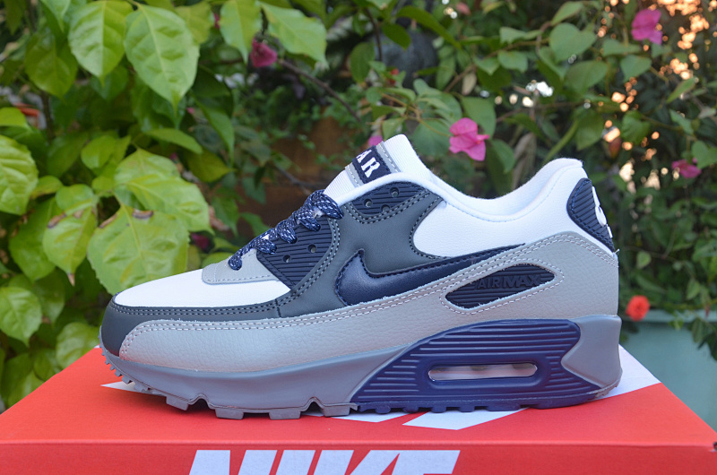 Nike.90 54