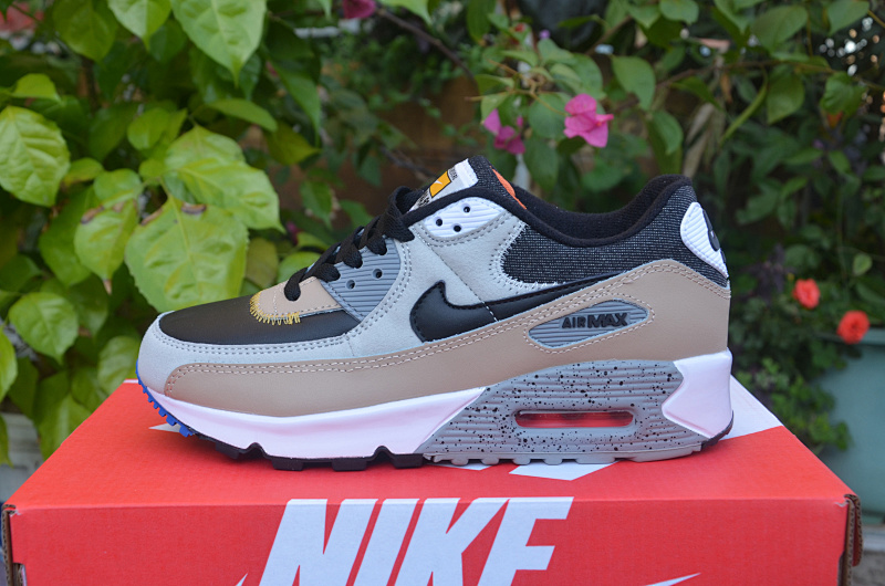 Nike.90 60