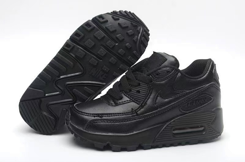 Nike.90 65