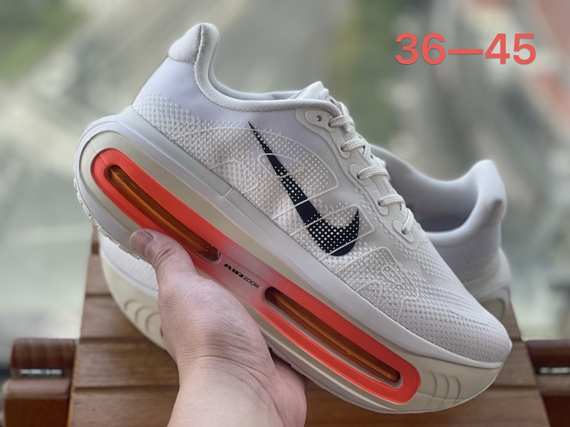 NIKE.40