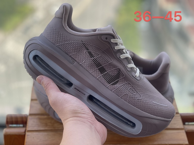 NIKE.40 8