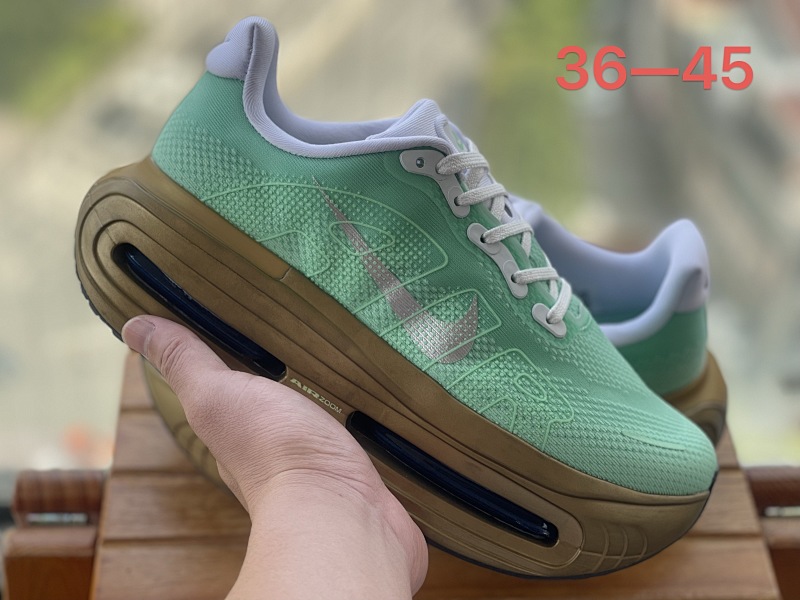 NIKE.40 9