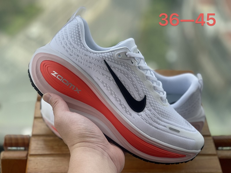 NIKE 11