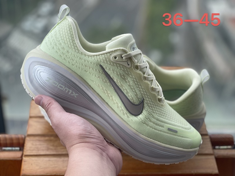 NIKE 16