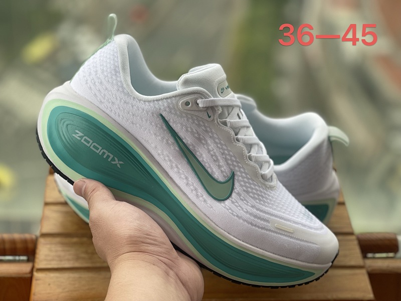 NIKE 17