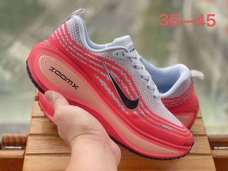 NIKE 19