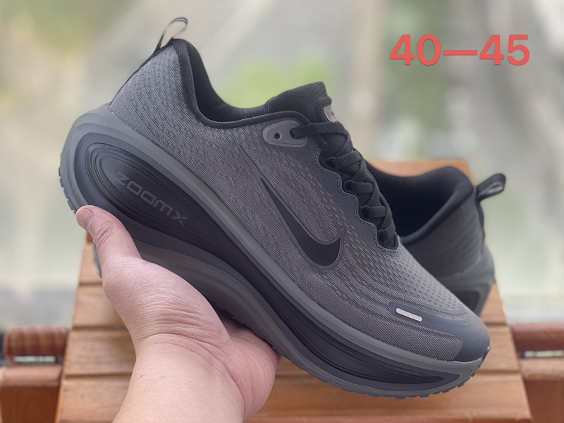 NIKE 24
