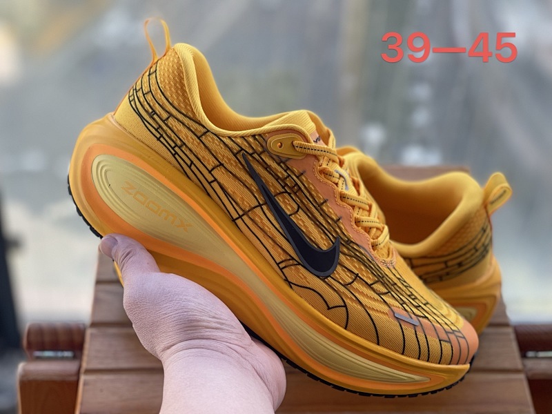 NIKE 28