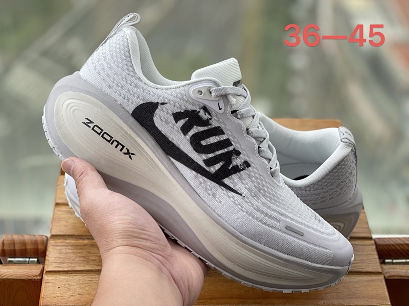 NIKE 7