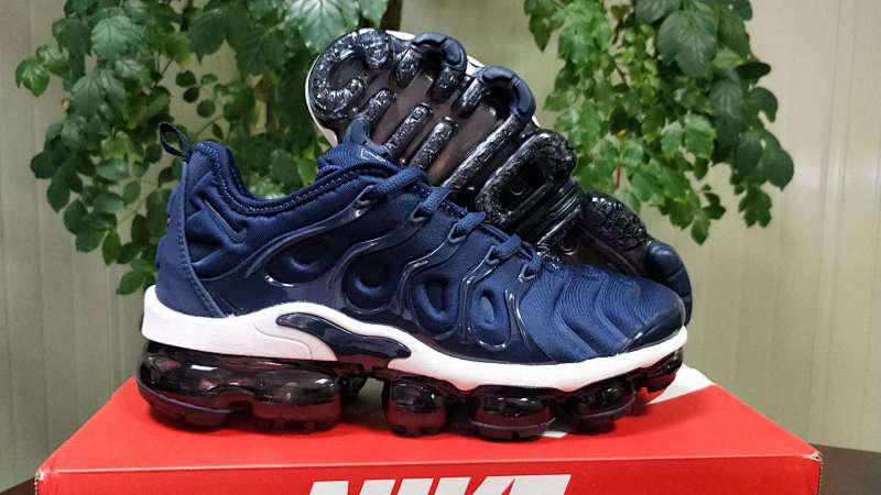 Nike.2018TN 10