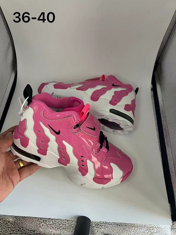 Nike 8