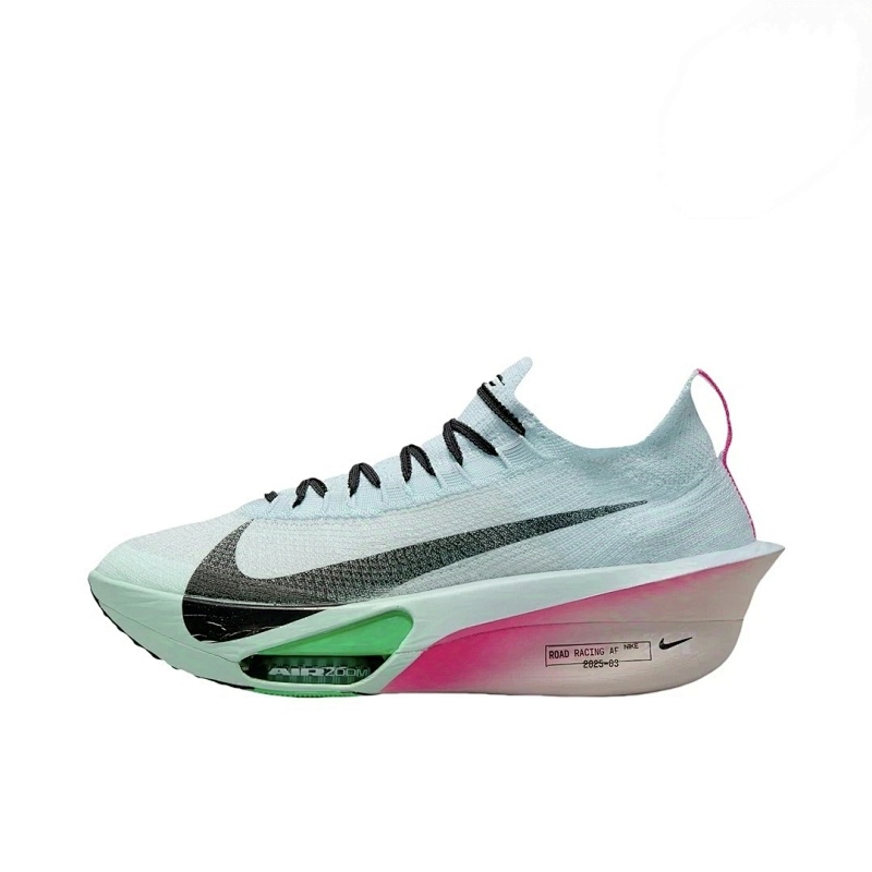 NIKE.3.0 6