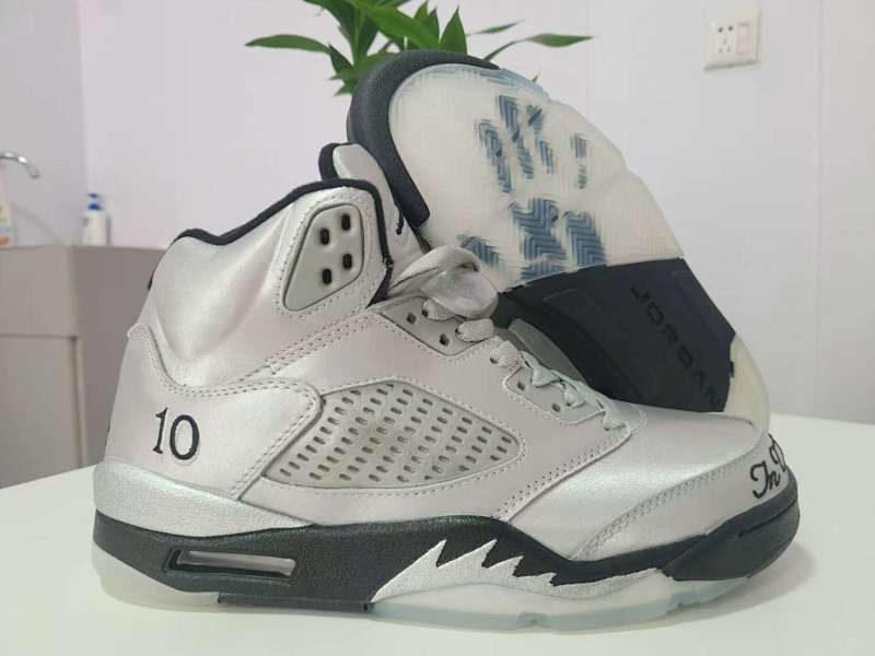 Air Jordan 5 23