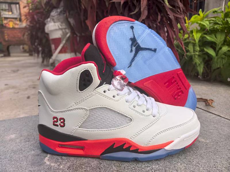 Air Jordan 5 7