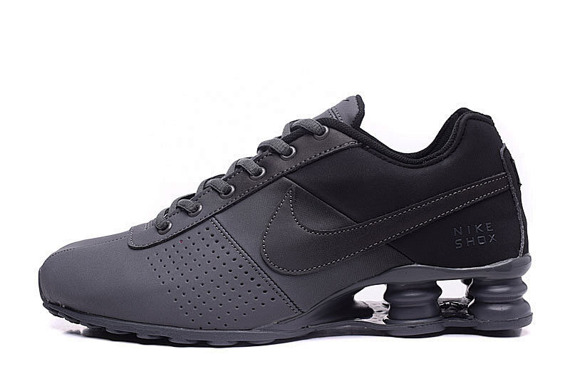 NIKE SHOX DELIVER